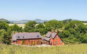 Finest Retreats - 1 Bed Llangollen Cottage - Sleeps 2